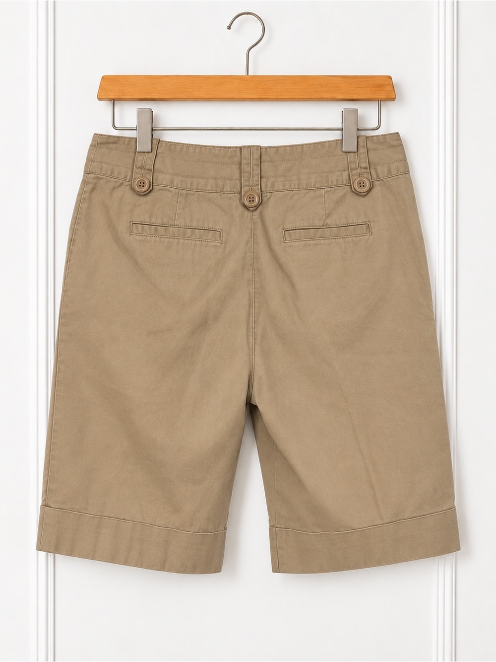 Talbots Stretch Khaki Bermuda Shorts Size 8 Button Tab Cuffed Old Money Preppy - Picture 3 of 5